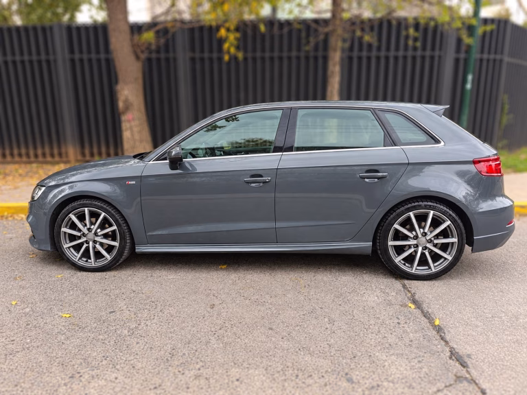 Audi A3 — foto 3 de 20