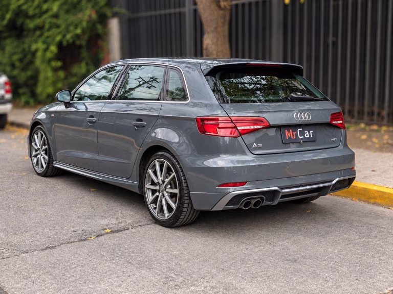 Audi A3 — foto 4 de 20