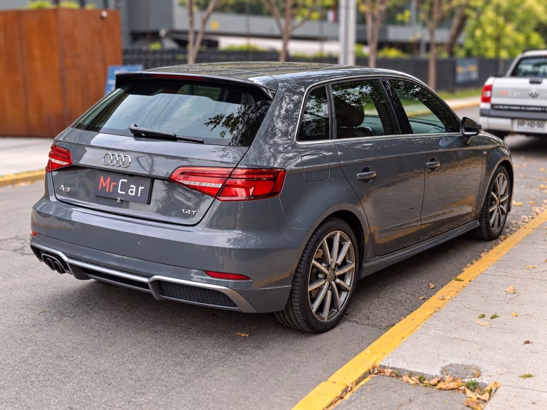 Audi A3 — foto 7 de 20