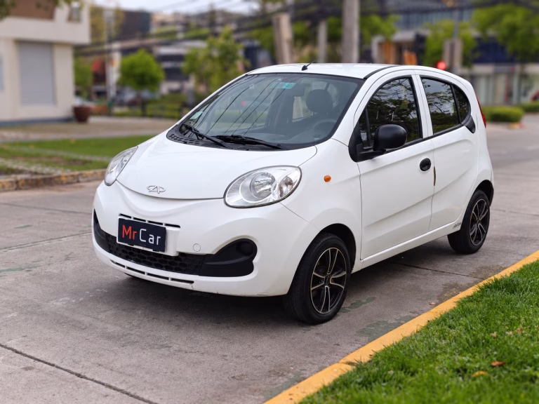 Chery Iq — foto 2 de 14