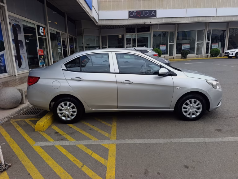 Chevrolet Sail Nb — foto 7 de 16