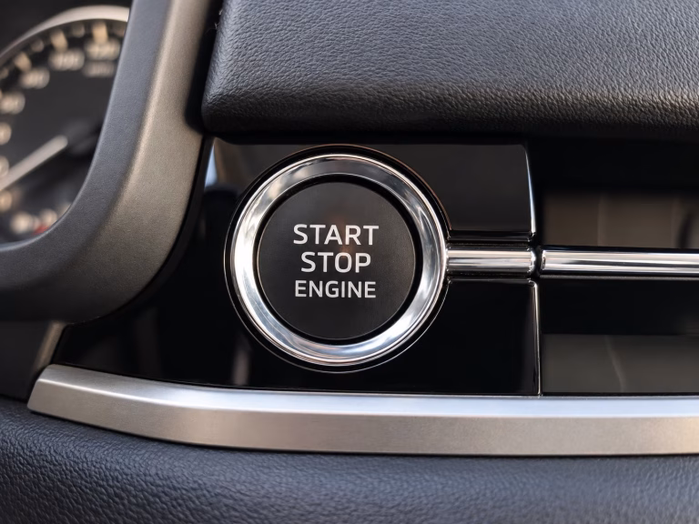 Mitsubishi Outlander — foto 18 de 20