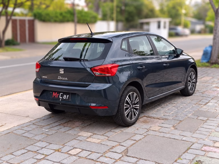 SEAT Ibiza Style — foto 8 de 18
