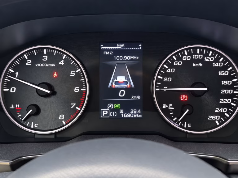 Subaru Outback Touring — foto 19 de 19
