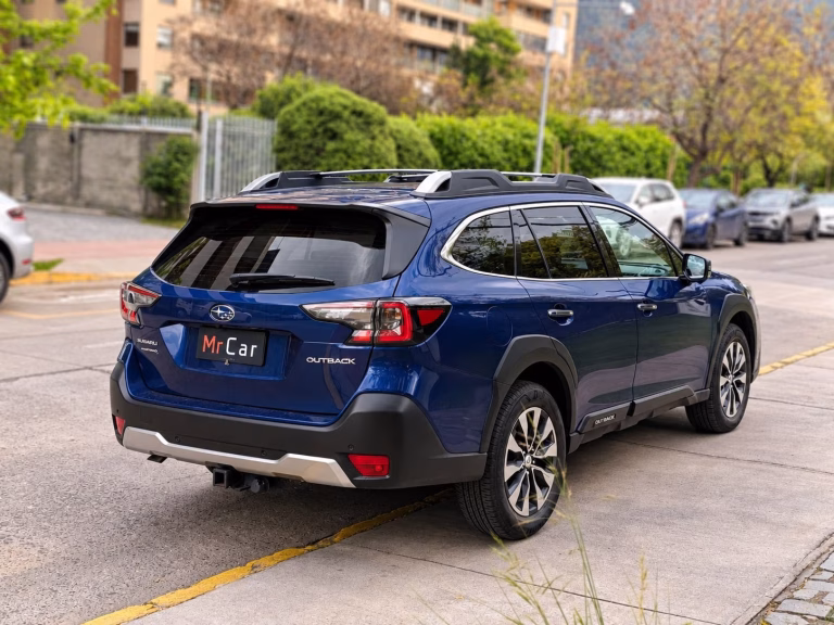 Subaru Outback Touring — foto 4 de 19