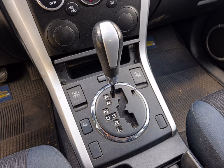 Suzuki Grand Nomade At Glx Sport — foto 14 de 17