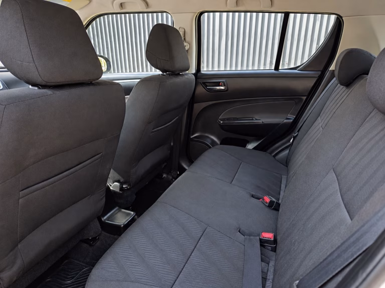 Suzuki Swift Gl Ac — foto 16 de 16