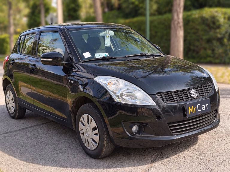 Suzuki Swift Gl Ac — foto 6 de 16