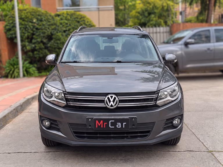 Volkswagen Tiguan At 4Motion