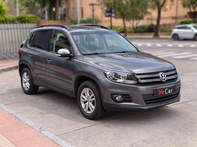 Volkswagen Tiguan At 4Motion — foto 2 de 15