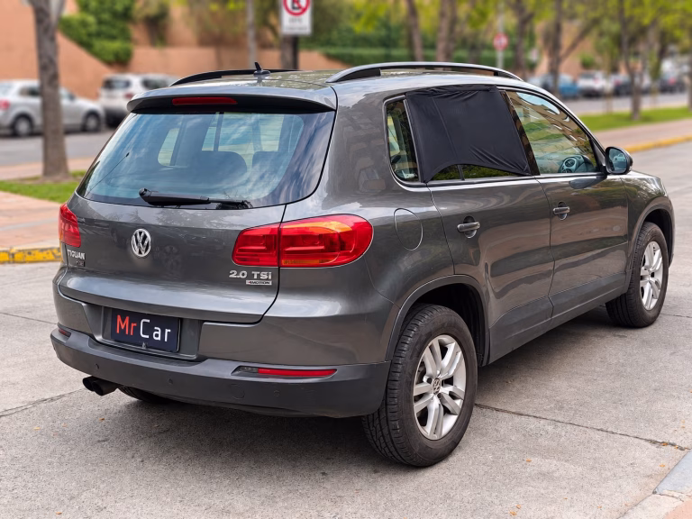 Volkswagen Tiguan At 4Motion — foto 4 de 15
