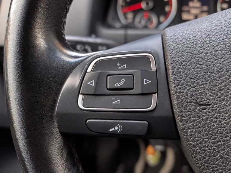 Volkswagen Tiguan At 4Motion — foto 9 de 15